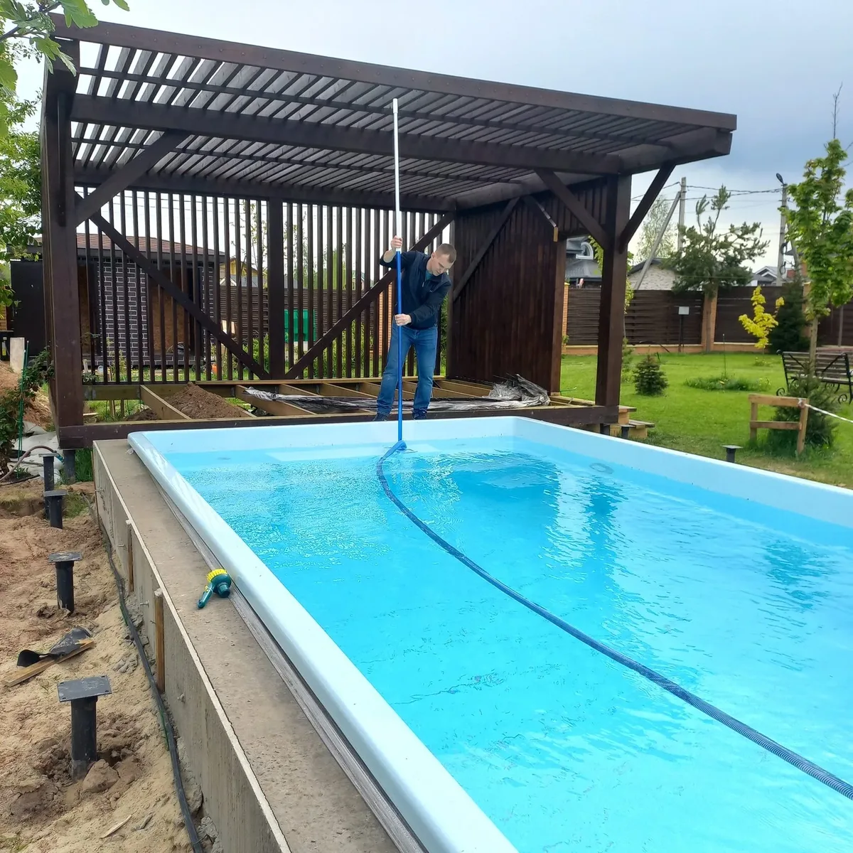Копинговый бордюрный камень для бассейна Laguna в Комсомольске-на-Амуре
