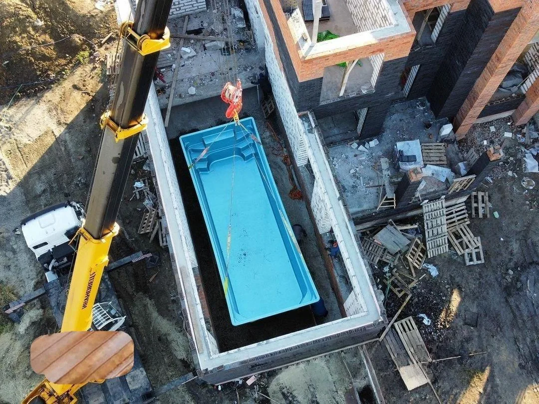 Laguna 9 — зона отдыха у бассейна в Комсомольске-на-Амуре